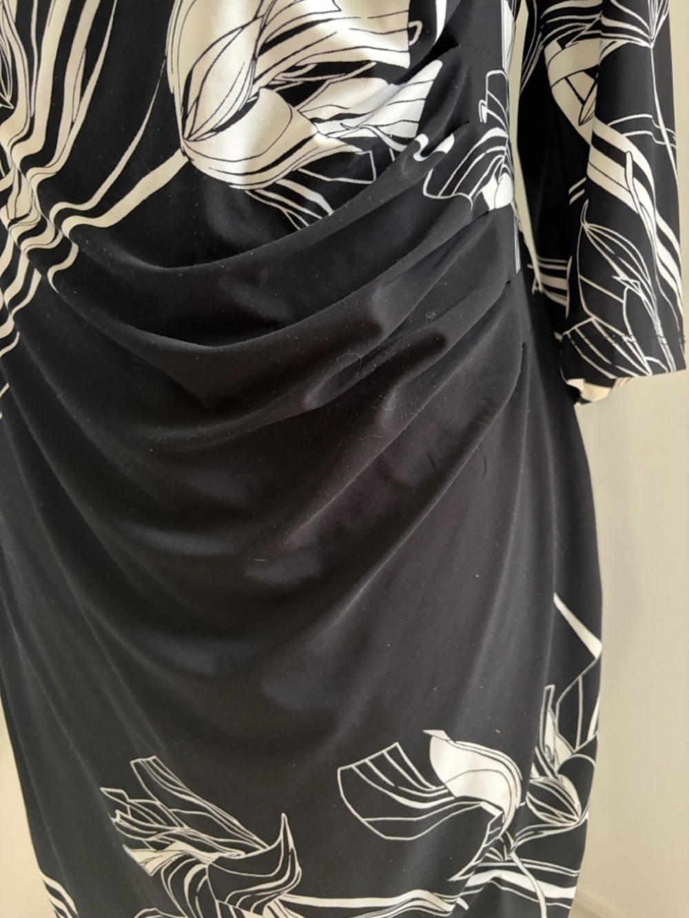 Anne Klein Black and White Floral Midi Dress with Draped Side - Picture 3 of 11